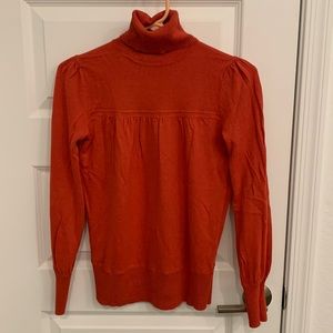 Burnt orange gap turtleneck XS